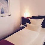 Courtyard By Marriott Hotel 4*