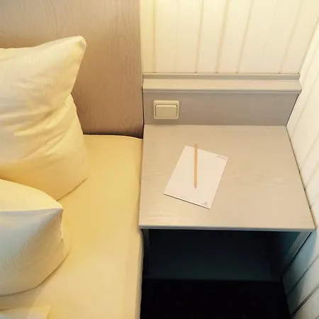호텔 Courtyard By Marriott 4*