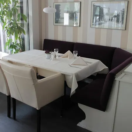 Hotel Courtyard By Marriott