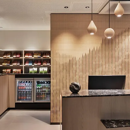 Courtyard By Marriott