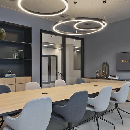 Courtyard By Marriott