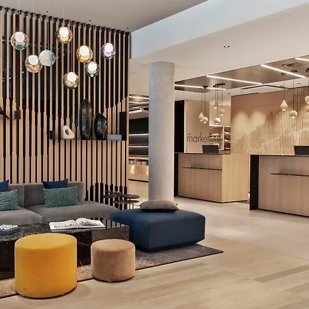 Courtyard By Marriott Hotel