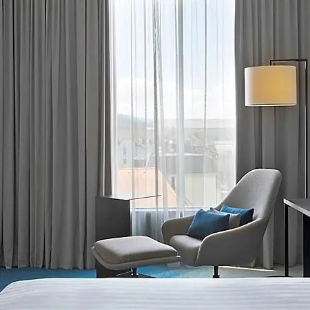Hotel Courtyard By Marriott