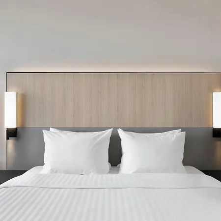 Ξενοδοχείο Courtyard By Marriott 4*