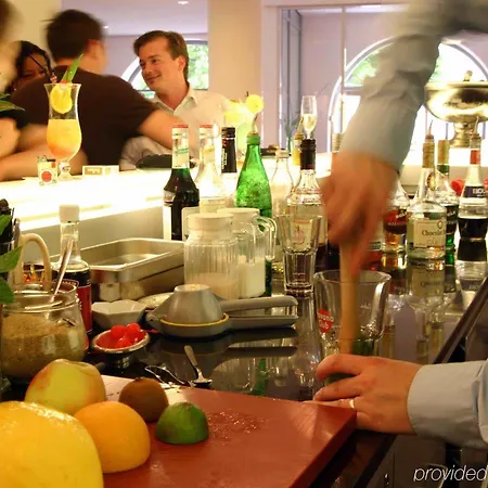 Courtyard By Marriott