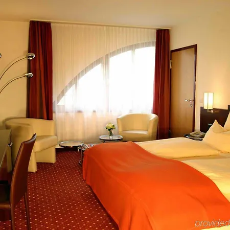 Отель Courtyard By Marriott Фрайбург