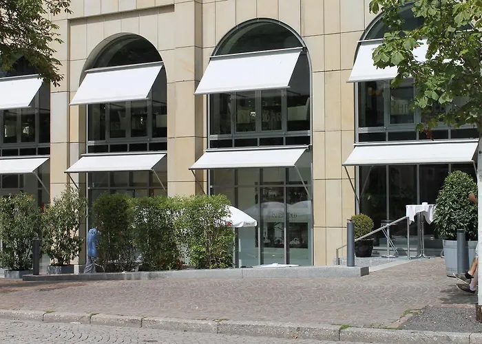 Courtyard By Marriott 4*