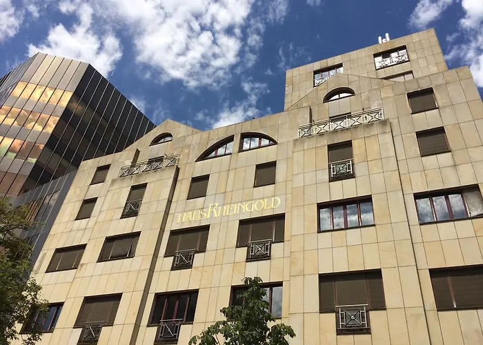 Hotell Courtyard By Marriott