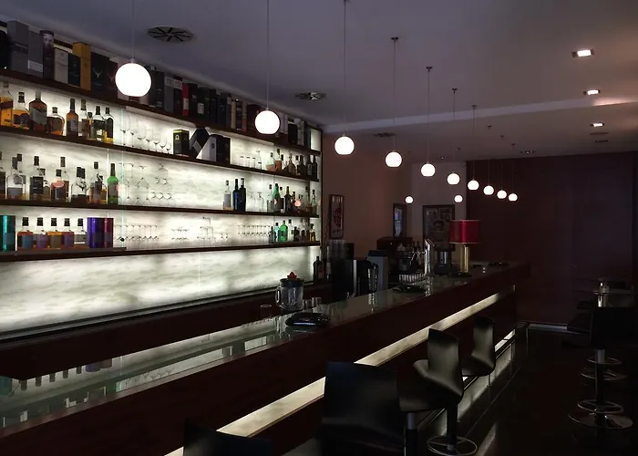 Hotell Courtyard By Marriott