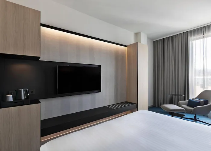 Courtyard By Marriott