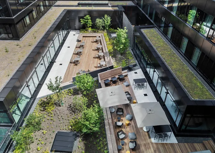 Courtyard By Marriott 4*