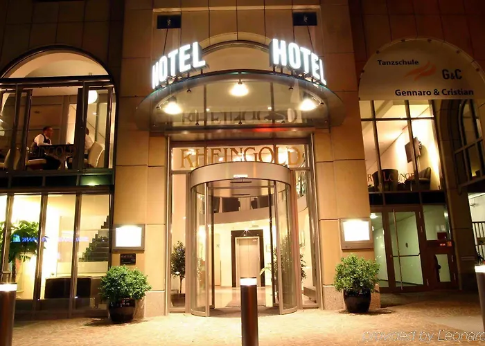 Courtyard By Marriott Hotel