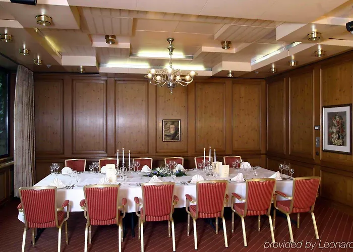 Courtyard By Marriott